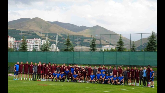 Trabzonspor'un Erzurum kampı başladı