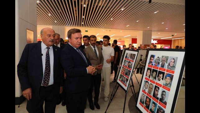 15 Temmuz Kronolojik Fotoğraf Sergisi açıldı