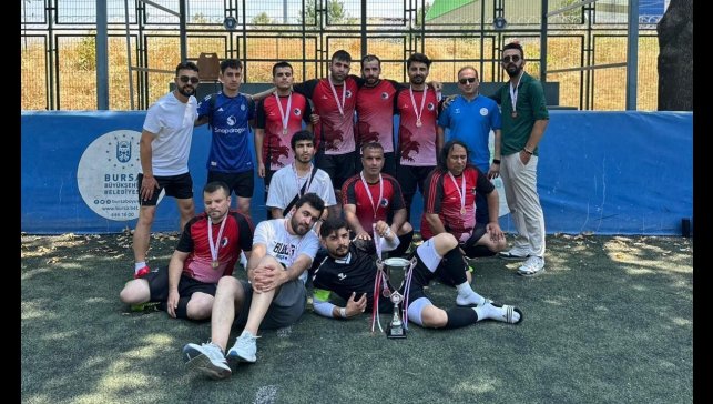 Palandöken Engelliler Spor Kulübü'nden tarihi zafer