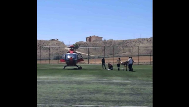 Kalp krizi geçiren hasta hava ambulansı ile Malatya'ya sevk edildi