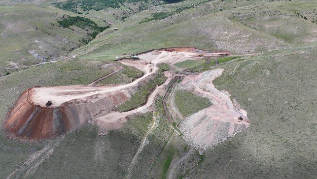 Erzurum'da 16 bin dekar arazinin sulanmasında kullanılacak 3 göletin yapımı sürüyor
