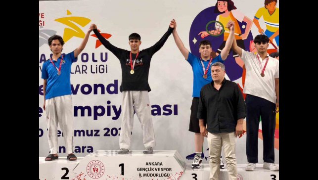 Taekwondo'da Elazığ sporcuları Türkiye 3'üncüsü oldu