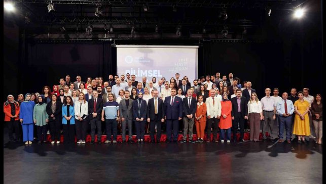 Atatürk Üniversitesi'nde bilimsel teşvik töreni düzenlendi