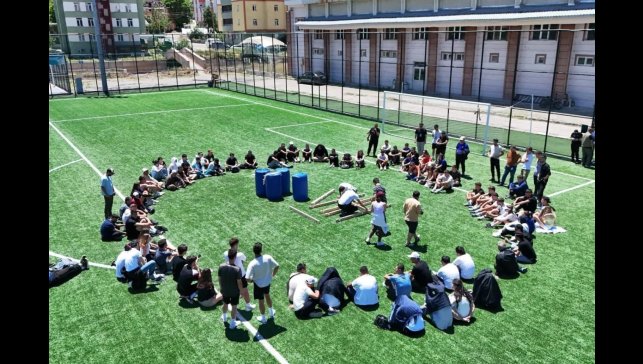 Şampiyon takımdan ziyaret