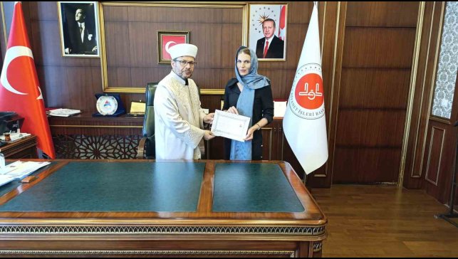 İslamiyet'i araştırdı Müslümanlığı seçti