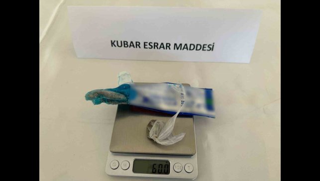 Elazığ'da diş macunu tüpünden esrar çıktı