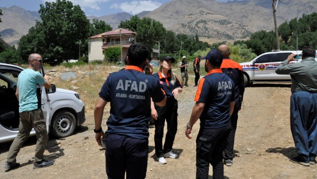 Hakkari'de iki gündür aranan 14 yaşındaki kız çocuğu Van'da bulundu