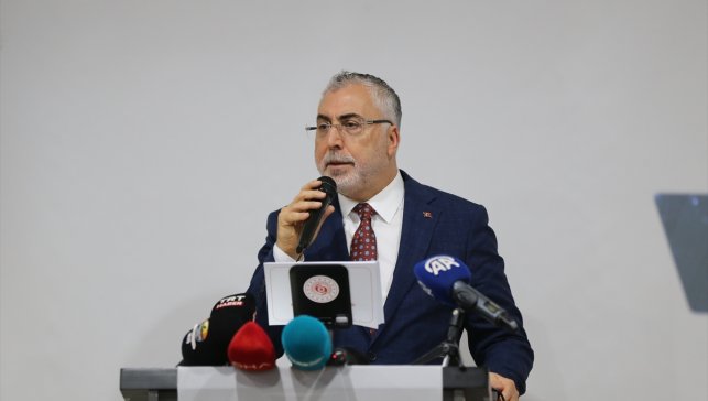 Bakan Işıkhan, Muş'ta "Teşkilat Akademisi Liderlik Okulu Açılış Programı"nda konuştu: