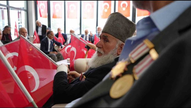 Kıbrıs gazilerinden "Devlet İftihar Madalyası" talebi