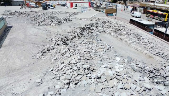 Depremlerden etkilenen Malatya İnönü Kapalı Çarşısı yenilenecek