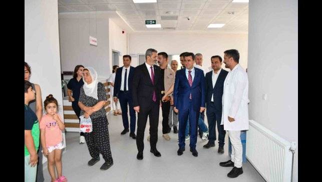 Tunceli'de yeni aile sağlığı merkezi ile acil sağlık hizmetleri istasyonu açıldı