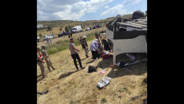 Bingöl'de feci kaza: 1 ölü, 6 yaralı