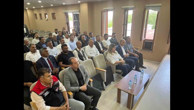 Digor'da hayvan hastalıkları mücadele toplantısı yapıldı