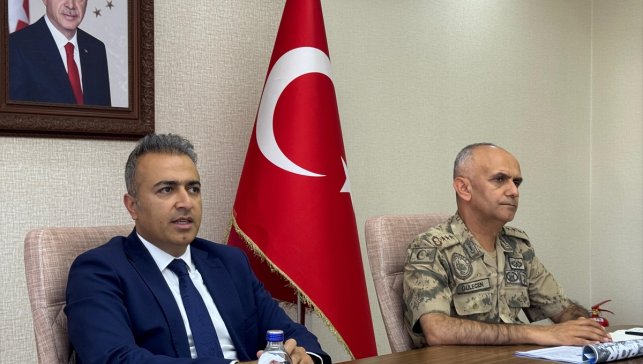 Ardahan Valisi Çiçek "basın bilgilendirme toplantısı" yaptı