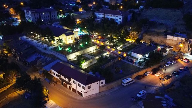 Darende'de sanat ve eğitim atölyesi açıldı