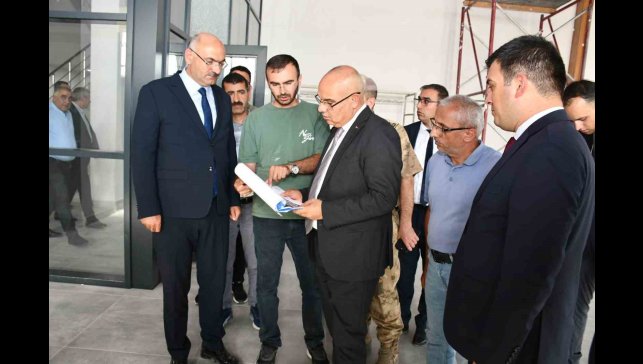 Vali Koç'tan Patnos ve Dedeli'ye ziyaret