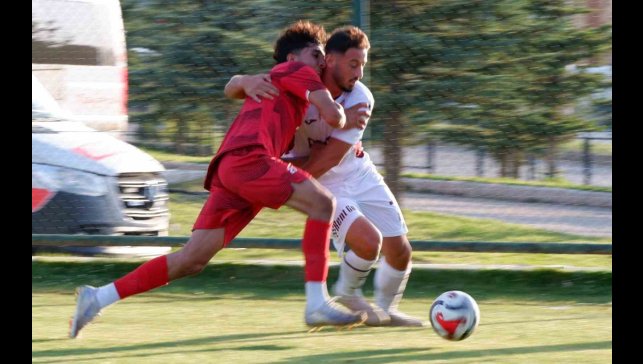 Trabzonspor üçüncü hazırlık maçında berabere kaldı