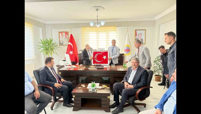 Ağrı Valisi Mustafa Koç, Patnos ilçesinde bir dizi ziyaret ve incelemelerde bulundu.