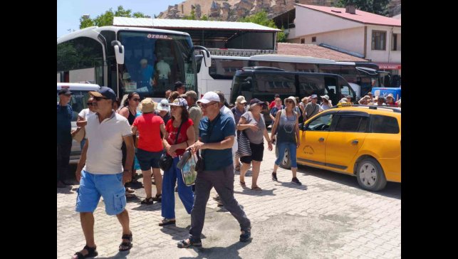 Çemişgezek ilçesi yerli turistlerin gözdesi oldu