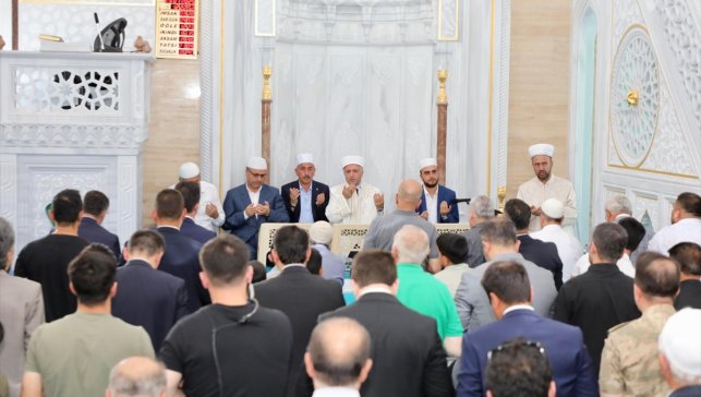 Bitlis'te Mülkiye Başmüfettişi Karaömeroğlu ve orman yangını şehitleri için mevlit okutuldu