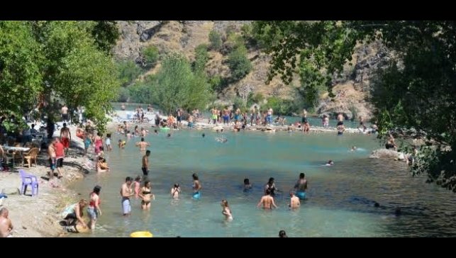 Tunceli'de belirlenen alanlar dışında suya girmek yasaklandı