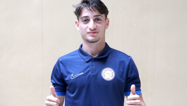 Çaykur Rizespor'un genç oyuncusu Muhammed, Süper Lig'deki ilk maçı için gün sayıyor: