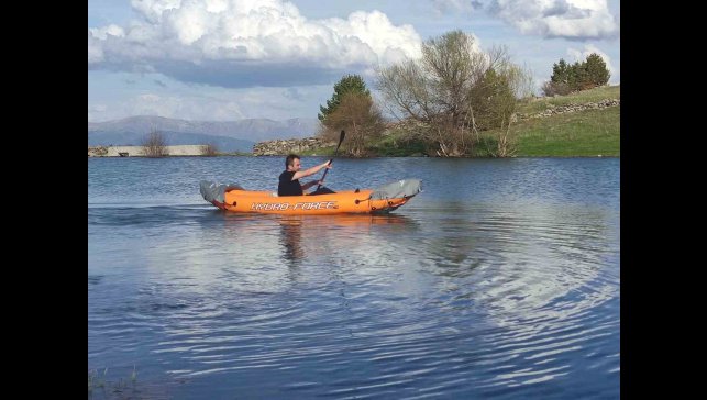 Kızıl Göl'de kano keyfi