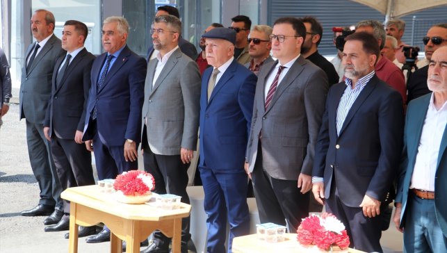 Erzurum'da kentsel dönüşüm için yeni konutların temeli atıldı
