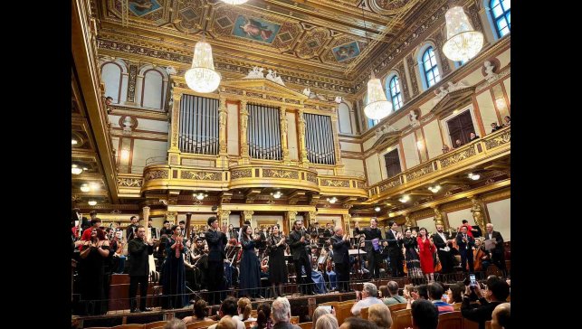 Van YYÜ Akademik Orkestrası Viyana'da sahne aldı