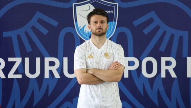 Erzurumspor FK, 2 futbolcuyla sözleşme imzaladı