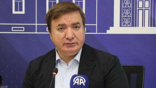 Erzincan Valisi Hamza Aydoğdu, muhtarlarla bir araya geldiği toplantıda konuştu: