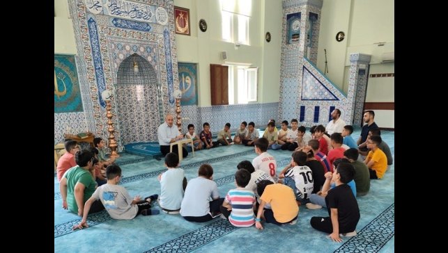 Yaz Kur'an Kursları ile hem öğreniyor hem de eğleniyorlar