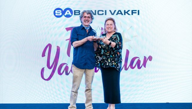 "Yeşil Karıncalar Okulu" atık dönüşümünde farkındalık oluşturuyor