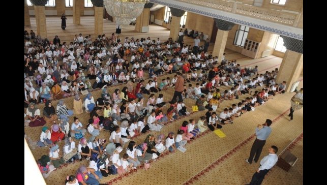 Bulanık'ta 800 öğrenci camide buluştu