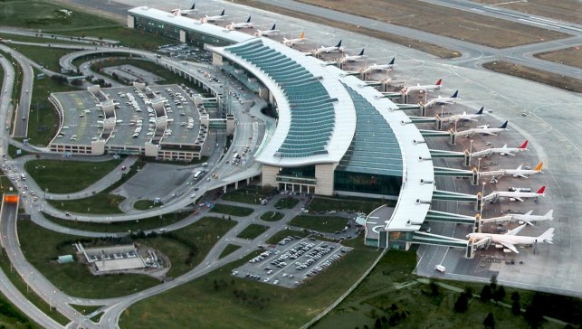 TAV Havalimanlarından ilk yarıda 824 milyon avro konsolide ciro