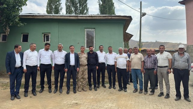 Hizan Kaymakamı Bilgin köyleri ziyaret etti