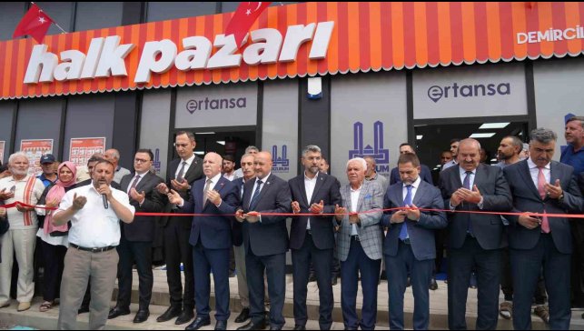 Erzurum'da halk pazarlarının 5'incisi açıldı