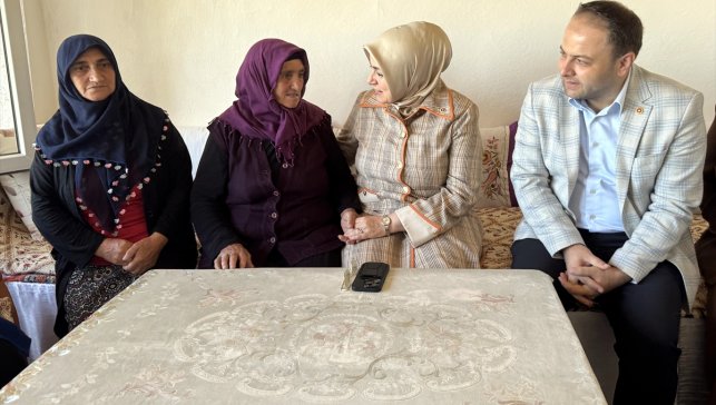 Cumhurbaşkanı Erdoğan'ın "Terörsüz Türkiye" mektubu Ardahan'da şehit annesine ulaştı