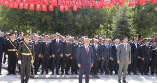 Ağrı'da 30 Ağustos Zafer Bayramı'nın 103. Yılı Törenlerle Kutlandı