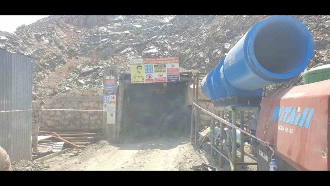 Elazığ'da maden ocağında göçük: 3 işçi kendi imkanları ile kurtuldu, 1 işçiyi kurtarma çalışmaları devam ediyor