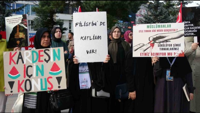 Erzurum'da sağlık çalışanları 90 haftadır Gazze için yürüyor