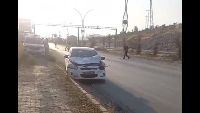 Hakkari'de trafik kazası: 2 yaralı