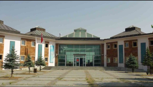 Ahlat Müzesi geçici olarak ziyarete kapatıldı