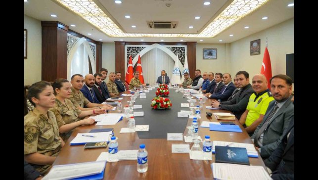 Hakkari'de çeşitli suçlardan 348 kişi yakalandı