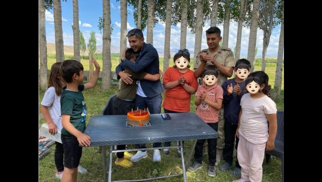 Kaymakam Mahir'den 'Sen Gül Dünya Gülsün' Projesi