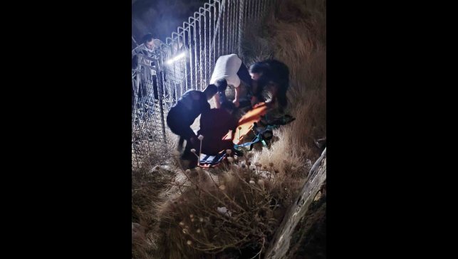 Elazığ'da istinat duvarından düşen kişi ağır yaralandı