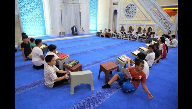 Muş'ta Kur'an kursu öğrencilerine ödül