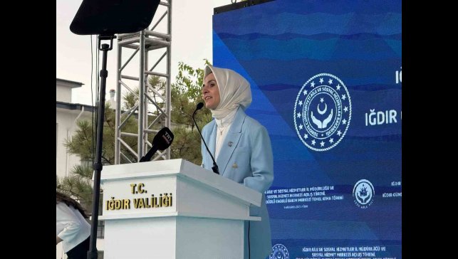 Aile ve Sosyal Hizmetler Bakanı Göktaş: "2025 Aile yılında, aile odaklı sosyal hizmet modellerimizi yaygınlaştırmaya devam edeceğiz"