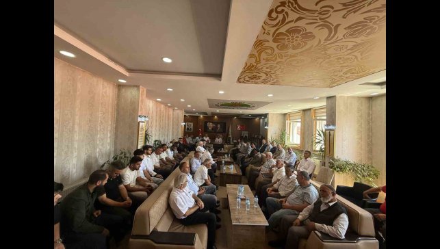 Eleşkirt'te iki aile arasındaki husumet son buldu