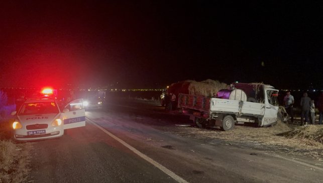 Kars'ta 3 aracın karıştığı kazada 1 kişi öldü, 3 kişi yaralandı